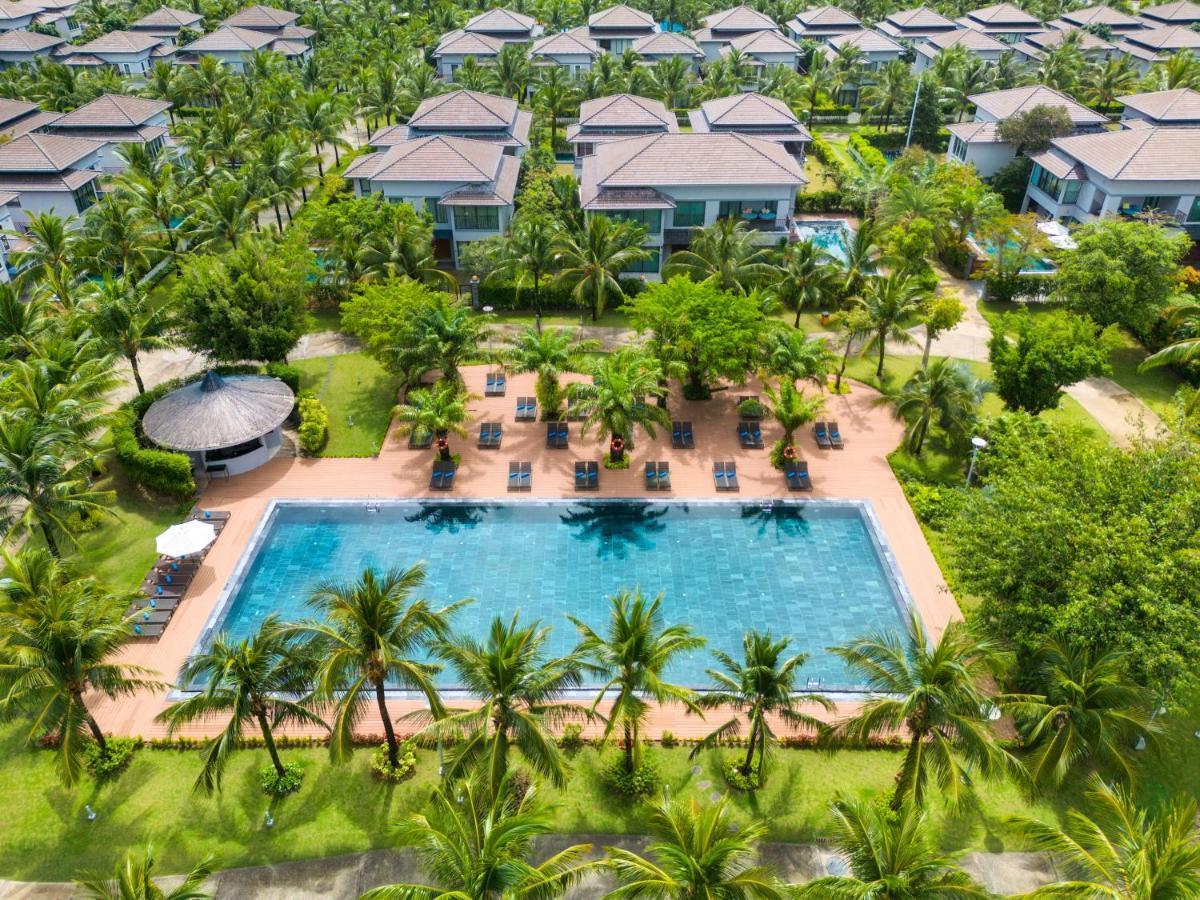 Best Western Premier Sonasea Villas Дуонг-Донг Экстерьер фото
