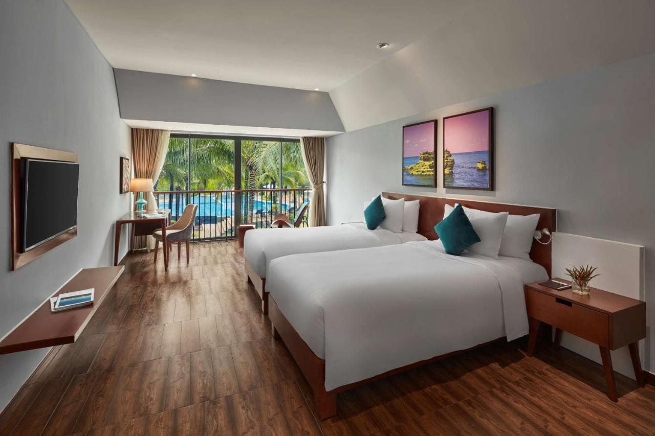 Best Western Premier Sonasea Villas Дуонг-Донг Экстерьер фото